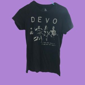 🎵 DEVI Band Tee